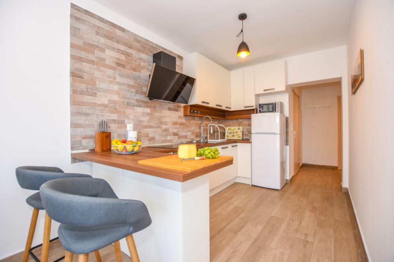 Apartments Milena 8 ماندري المظهر الخارجي الصورة